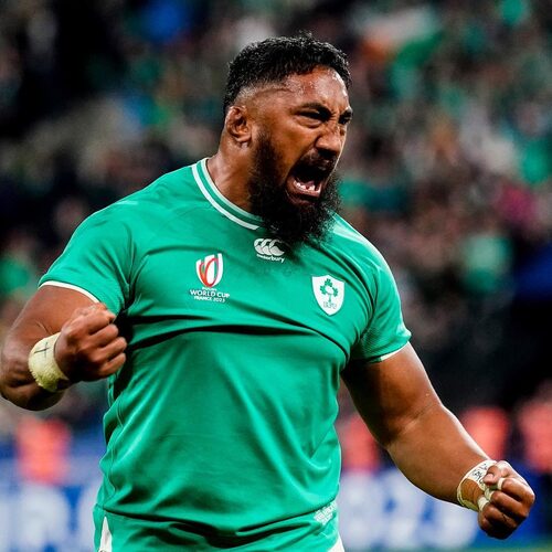 In a World of his own ⭐️

Bundee Aki Player of the Match 🏅

How do you describe our man’s performance tonight?

#ConnachtRugby | @IrishRugby